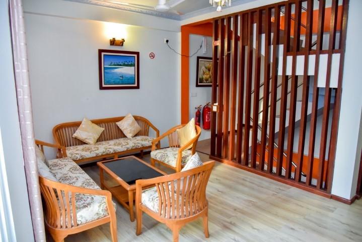 Crystal Crown Hotel Hulhumale Ngoại thất bức ảnh
