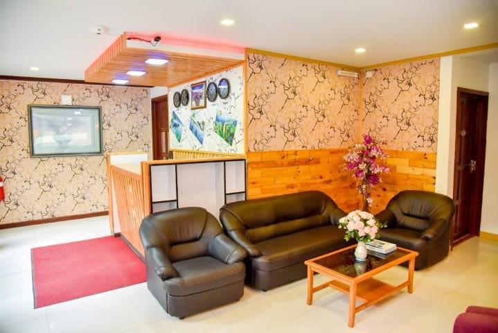 Crystal Crown Hotel Hulhumale Ngoại thất bức ảnh