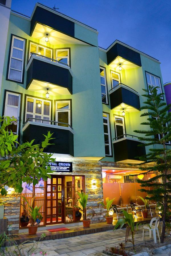 Crystal Crown Hotel Hulhumale Ngoại thất bức ảnh